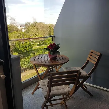 Summer Apartment *